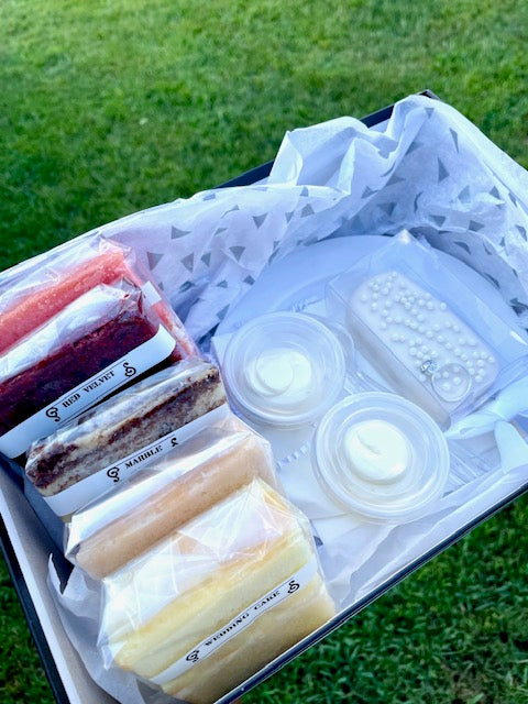 Cake Tasting Experience Pickup Box